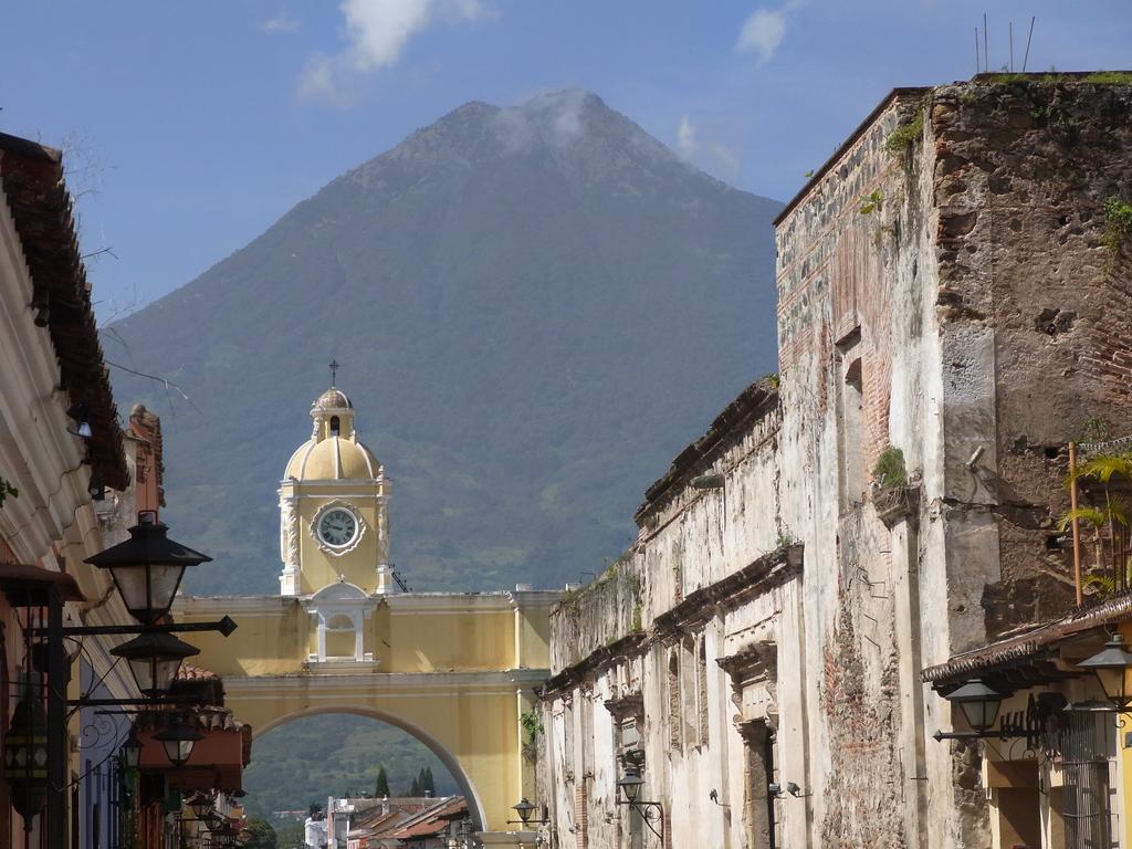 Posada Dona Luisa 危地马拉安地瓜 外观 照片