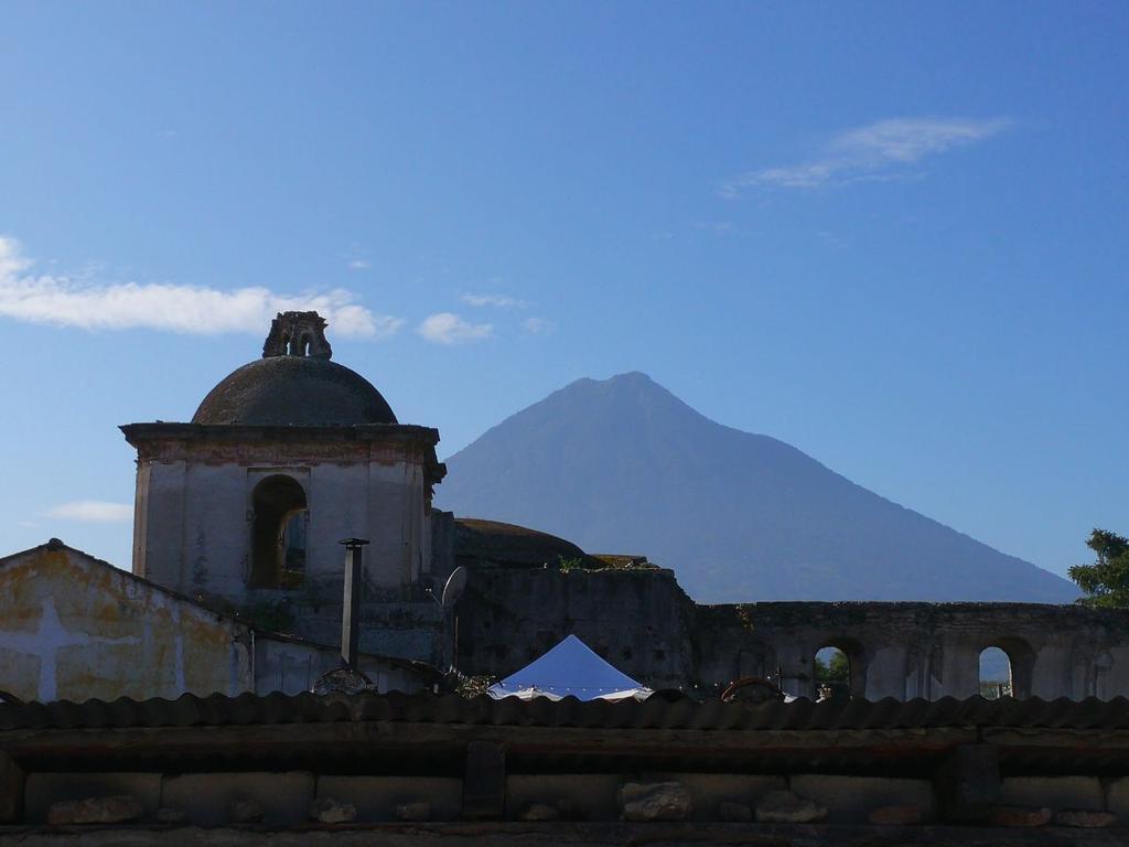 Posada Dona Luisa 危地马拉安地瓜 外观 照片